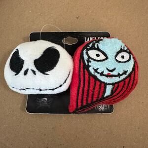 DISNEY - THE NIGHTMARE BEFORE CHRISTMAS Lapel Pin NEW Jack Sally Pillow Type Pin